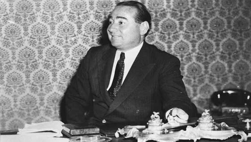 Menderes'in Kıbrıs müzakereleri için gittiği İngiltere'de yaptığı kaza unutulmadı