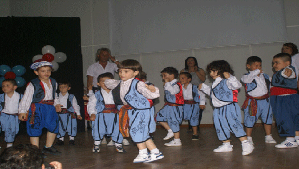 Minikler büyükleri büyüledi...
