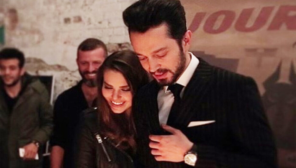 Murat Boz'a Aslı Enver'den doğum günü sürprizi