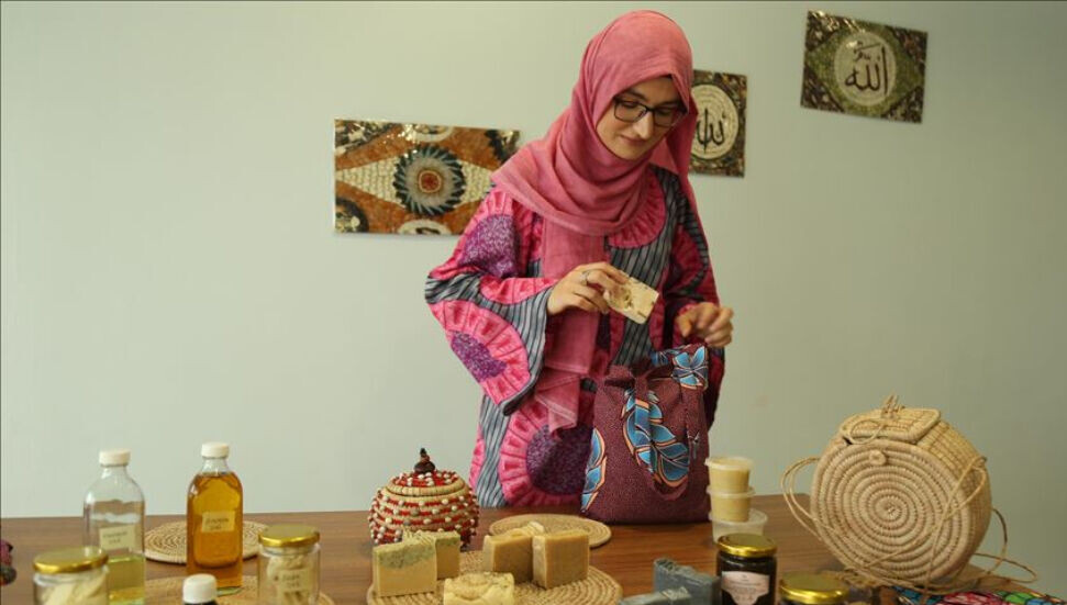 Nijerya'da Türk gelinden Afrika'nın doğal malzemeleriyle cilt bakım ürünleri