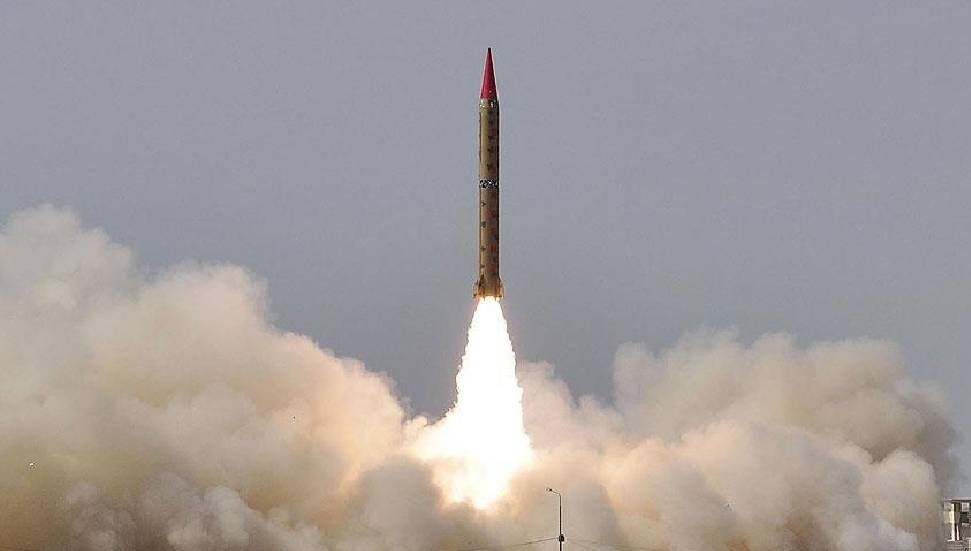 Rusya'dan gövde gösterisi: Nükleer silahlarla tatbikat yaptı