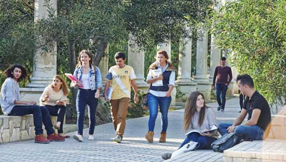 Yakın Doğu Üniversitesi'ne yatay geçiş başvuruları başladı