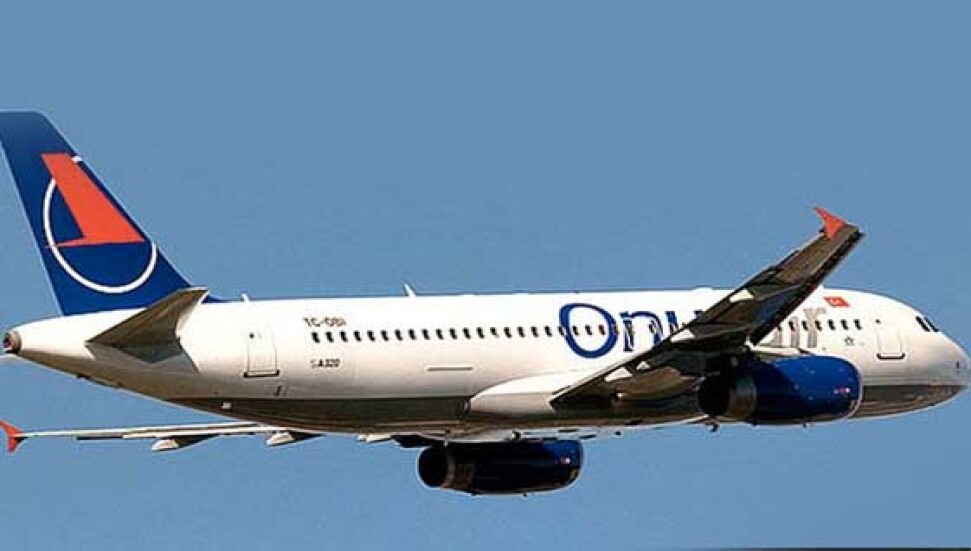 Ercan-İstanbul seferini yapan uçakta büyük panik