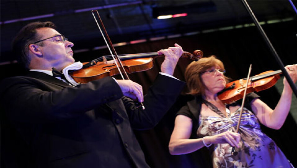 Özgen'in dansı Londra Uluslararası Sanat Festivali seyircilerine zevkli anlar yaşattı