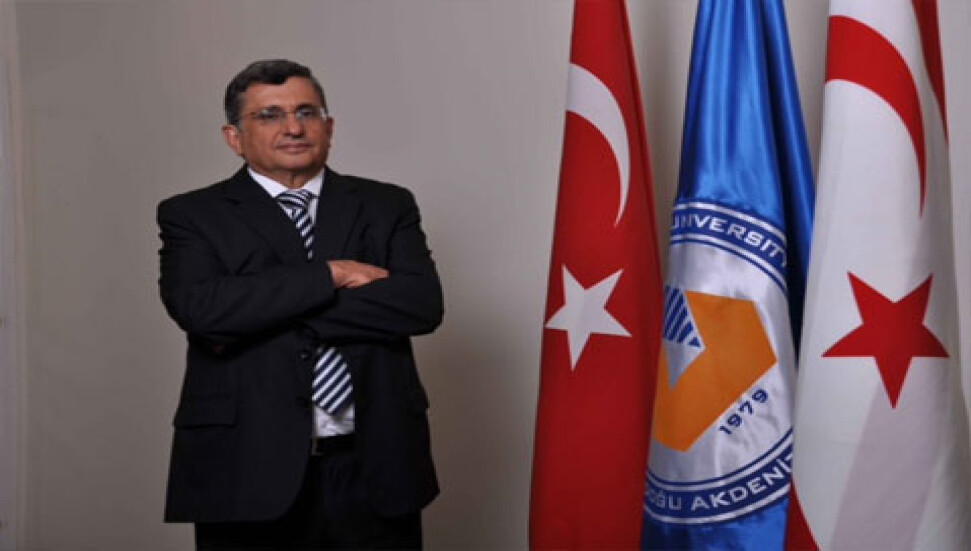 DAÜ Rektörü Prof. Dr. Abdullah Y. Öztoprak Basın Günü mesajı yayınladı...