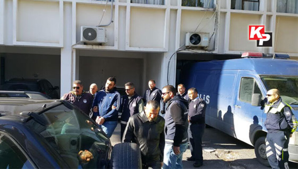 Rum mafyası, suç işleyip, Kıbrısın kuzeyine kaçtı, operasyonla yakalandı