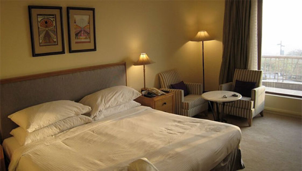 Ruslar otel odalarında en sık bunları unutuyor: Seks oyuncağı, şarj aleti ve kıyafetler