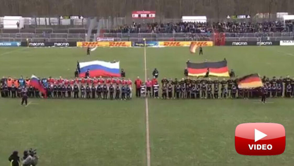 Rusyanın maçında yanlışlıkla Sovyetler Birliği'nin marşı çalındı: Oyuncular coşkuyla eşlik etti