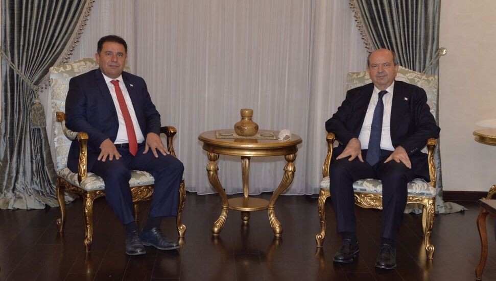 Ersin Tatar, hükümeti kurma görevini tekrar Ersan Saner’e verdi