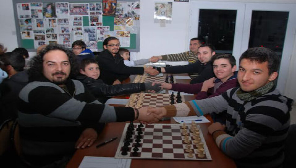 8 Sporcu 2'de 2 yaptı