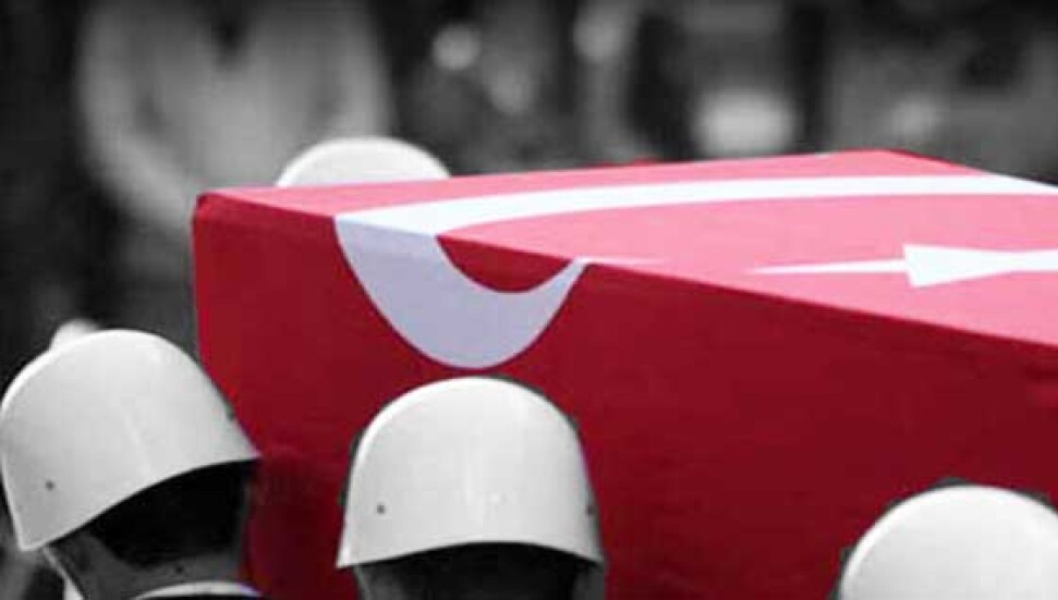 Hakkari'de çıkan çatışmada 3 asker şehit oldu...