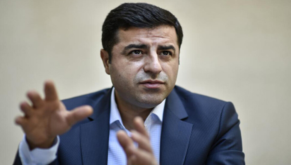 Demirtaş: PKK'nın 'ama'sız, 'ancak'sız silahlı şiddet eylemlerini durdurması lazım, alternatifi yok!