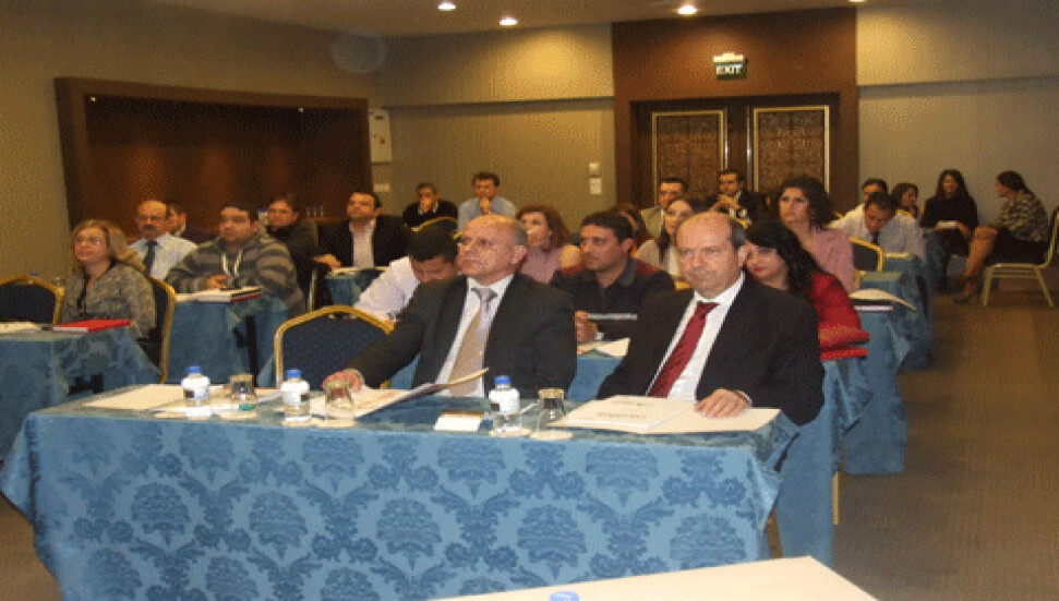 Finansal Piyasalar Semineri'ne yoğun ilgi
