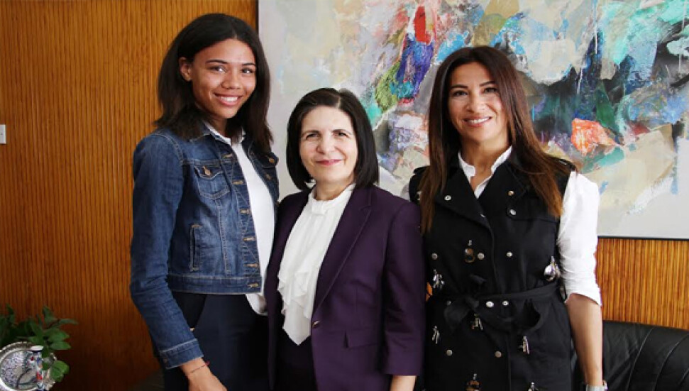 Siber, rekortmen atlet Buse Savaşkan'ı kabul etti