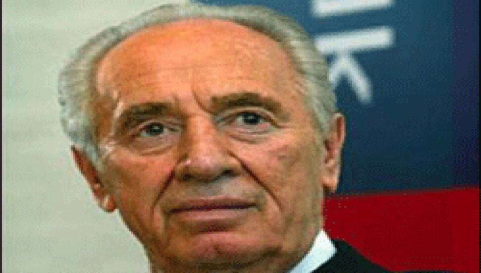 Simon Peres'in Güney Kıbrıs'a yaptığı ziyaretin yankıları sürüyor