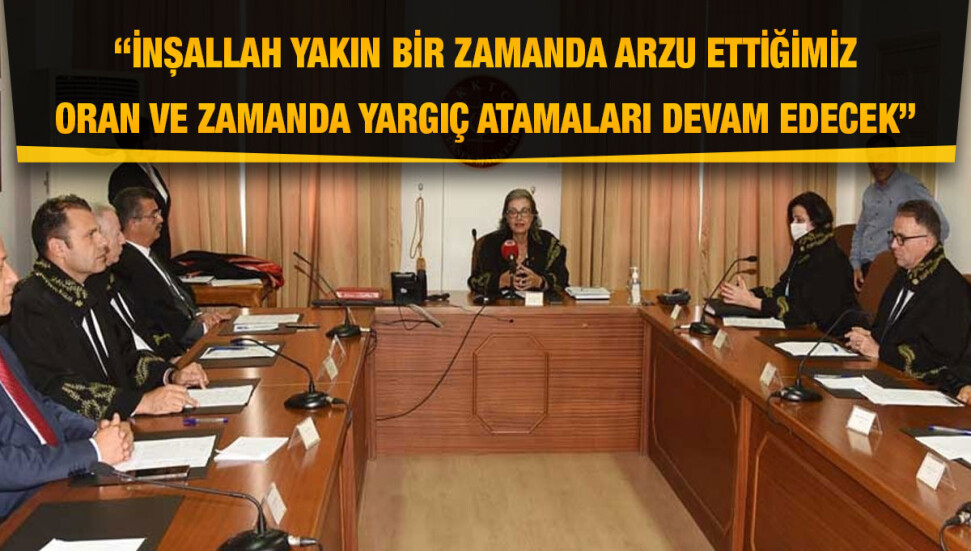 Yargıçlığa atanan Evren Mürsel ve İzzet Erkanlılar bugün sabah düzenlenen törenle yemin etti