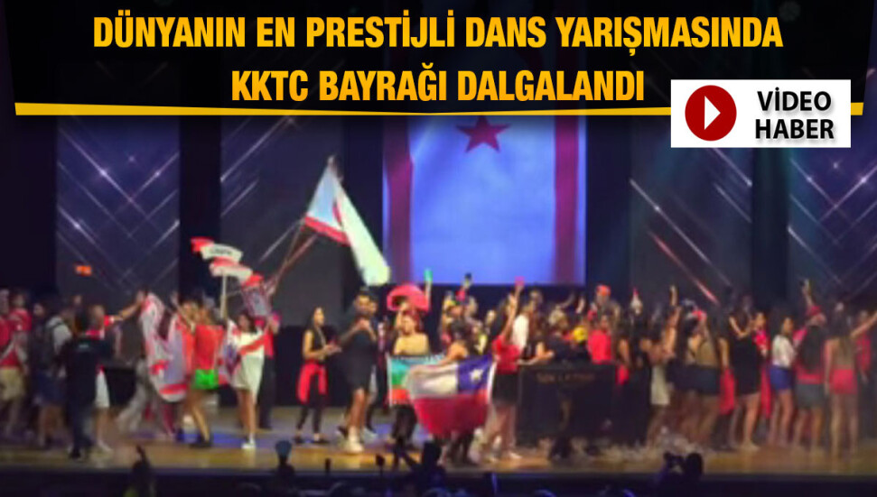 Meksika Cancun'da Dillirga çalıyor, KKTC bayrakları sallanıyor