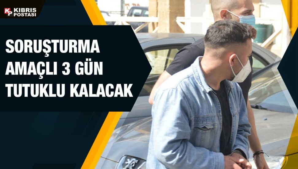 Durakta bulduğu telefonu çaldı!