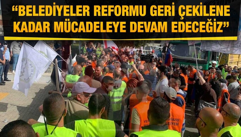 Belediyelerin Meclis önündeki eylemi devam ediyor...