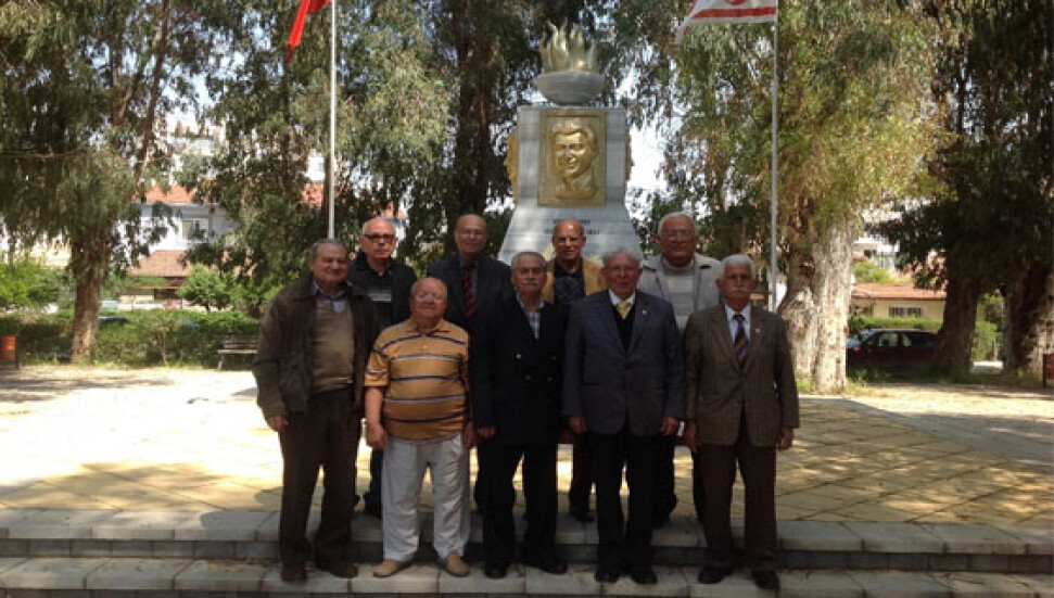 Sönmezler Ocağı'nda başkanlığa yeniden Esenyel seçildi