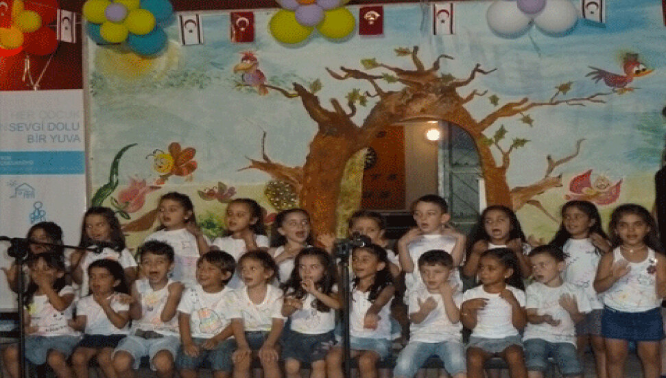 SOS Anaokulu ve Kreşi "Mutlu Çocuklar Mezuniyet Töreni" ile bu yıl minik mezunlarını uğurladı!