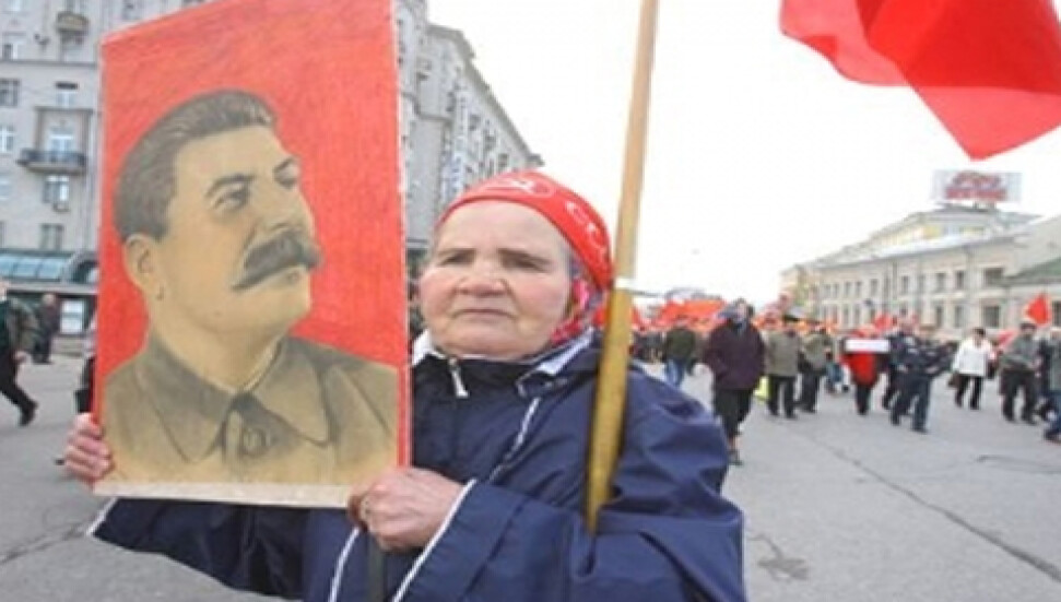 ABD'li tarihçi: "Stalin ve komünizm karşıtı yalanları ABD ve İngiliz istihbaratı başlattı"