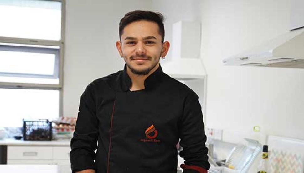 Tarif yarışmasında dereceye giren Doğukan Furkan Abacı UKÜ'de öğrenim hayatına başladı