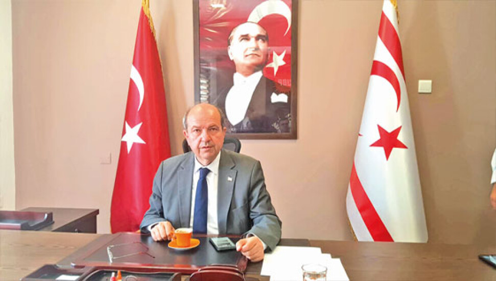 Tatar: "Akıncı, iki devletli çözümü gündeme getirmeli"