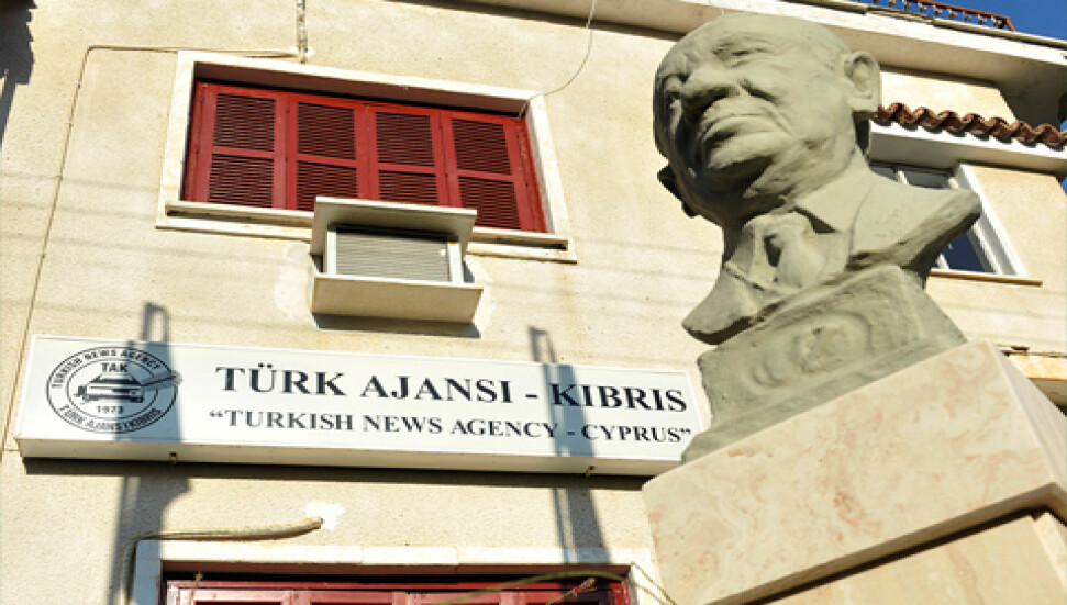 Sivil polis gözetiminde TAK Yönetim Kurulu toplandı!