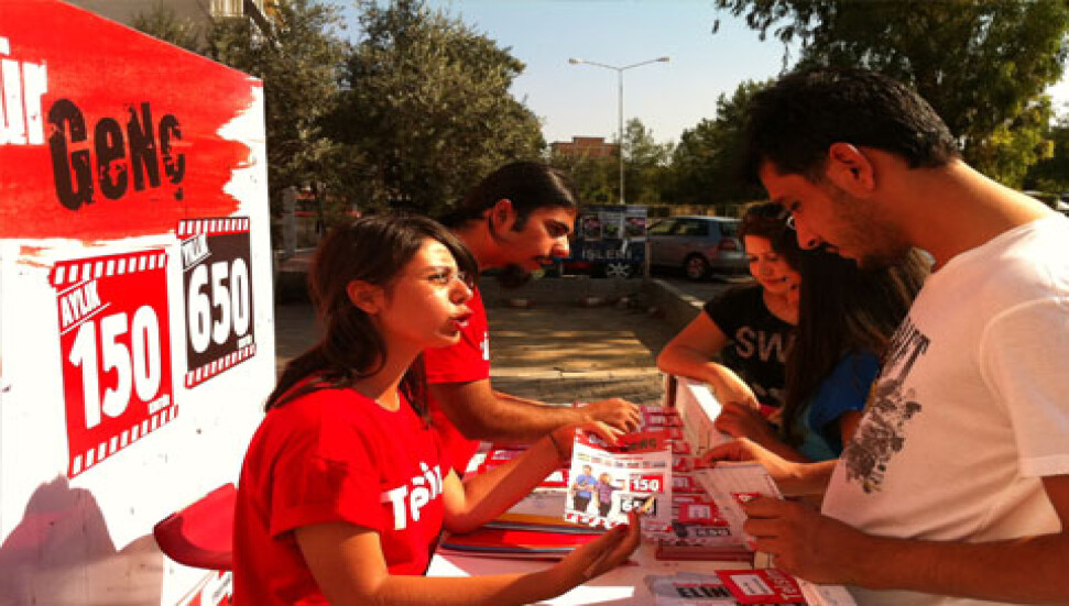 Özgür Genç kampüslerde, tüm gençlere!