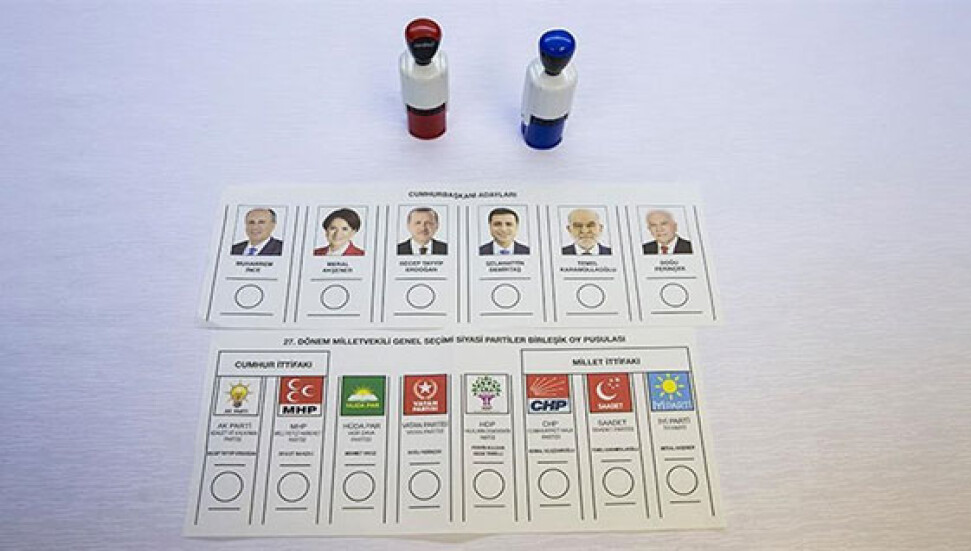 Türkiye'de oy pusulaları PTT'ye emanet