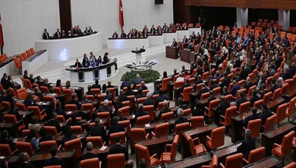 Türkiye'deki seçim sonuçlarına göre hangi parti kaç milletvekili çıkardı? İşte son durum...