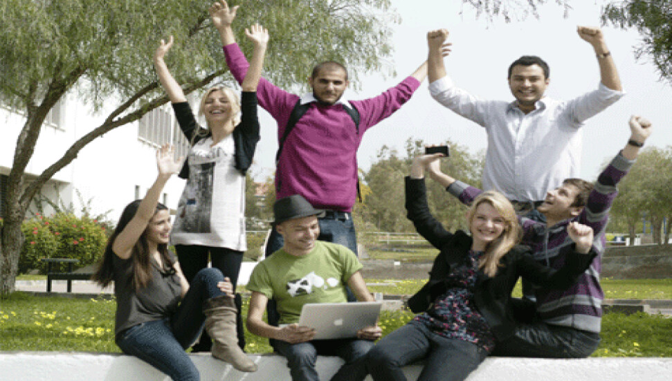 GENÇTURKCELL şimdi Kıbrıs&#8217;ta