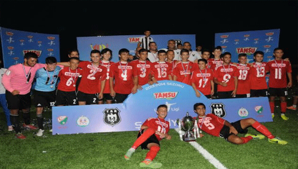 U15'de şampiyon Kartal