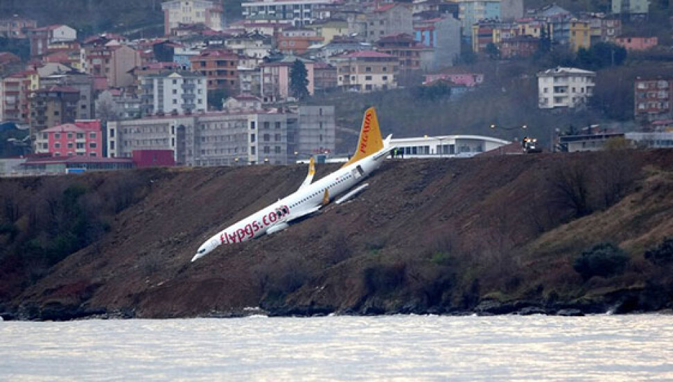 Trabzon'da uçak pistten çıktı