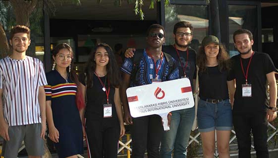 UKÜ, yeni kayıtlı öğrencilerine başkent Lefkoşa'yı tanıttı