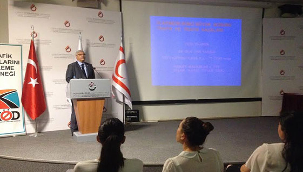 UKÜ'de trafik güvenliği semineri