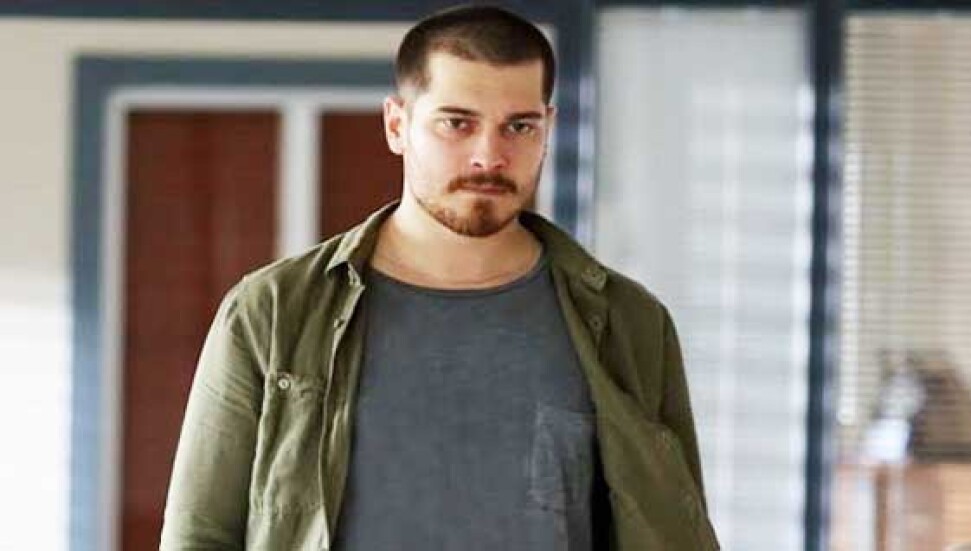 Çağatay Ulusoy'un yeni imajı