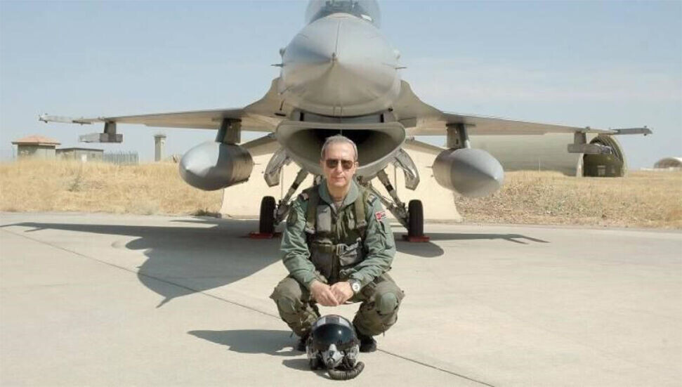 Emekli Tümgeneral Karataş: "En güzel cevap KKTC’ye hava ve deniz üssü”