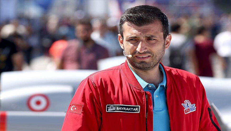 Selçuk Bayraktar, deprem mağdurlarına bin konut bağışladı