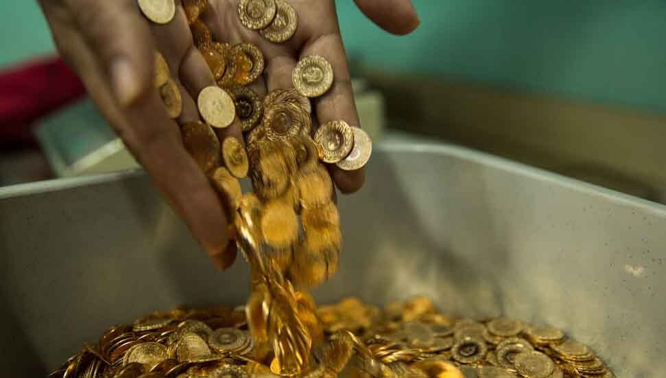 Altın durmuyor: Çeyrek altın 10 bin TL’yi geçti!