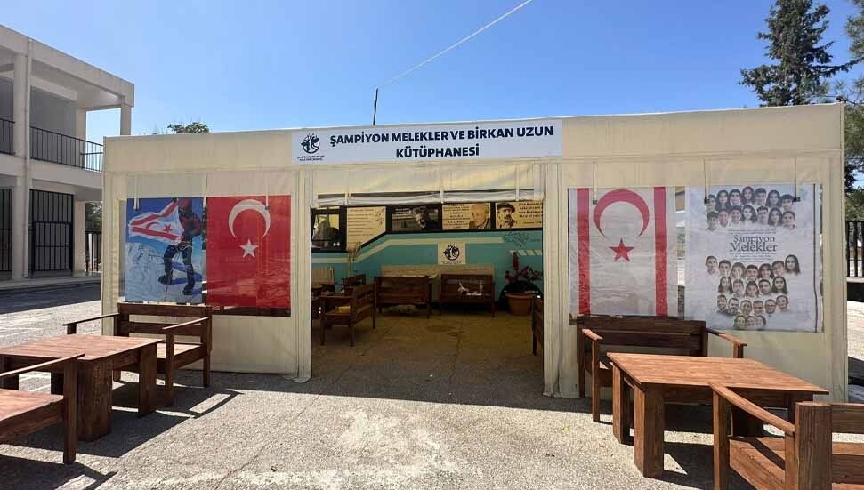 Değirmenlik Lisesi öğretmenlerinden bir ilk: Hurda otobüs, kütüphaneye çevrildi!