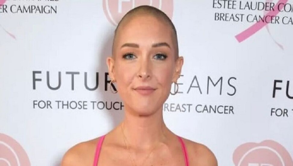 Meme kanseri ile mücadelesini Instagram'da paylaşan Nicky Newman hayatını kaybetti: 'Gidin hayatı yaşayın'