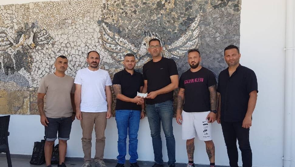 1. Famagusta Maraton Halk Koşusu’nun geliri Şampiyon Melekleri Yaşatma Derneği’ne teslim edildi