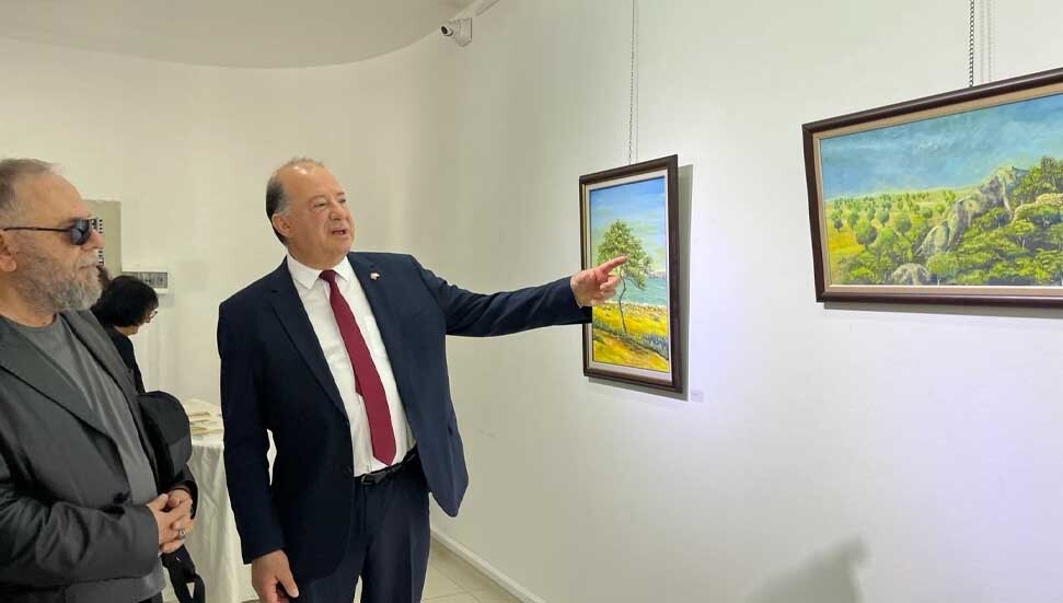 Hakan Dinçyürek: Hekimlik mesleğini icra etmek bir sanattır