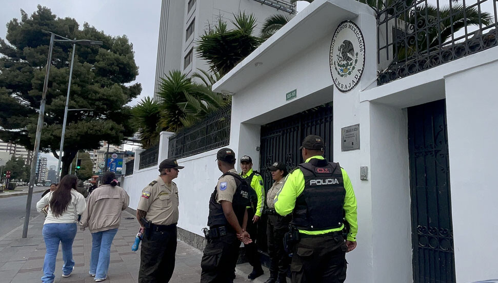 Ekvador polisi, Meksika Büyükelçiliği'ne sığınan eski başkan yardımcısını tutukladı: İlişkiler askıya alındı