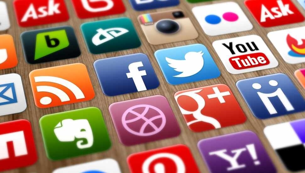 After Australia, France Approves Banning Under-15s From Social Media