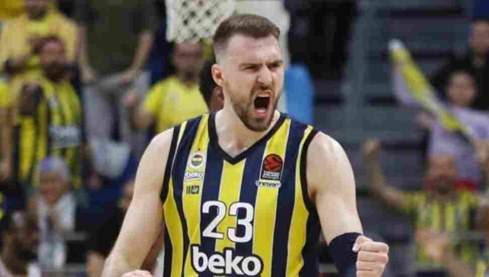 Marko Guduric, 3 yıl daha Fenerbahçe Beko’da