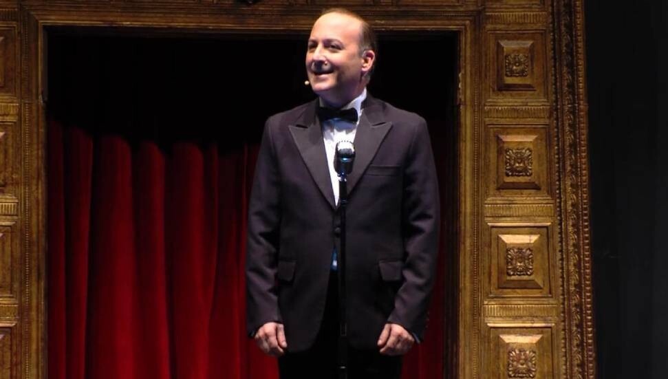 Tolga Çevik’in TOLGSHOW’u MOE Açık Hava’da büyük ilgi gördü