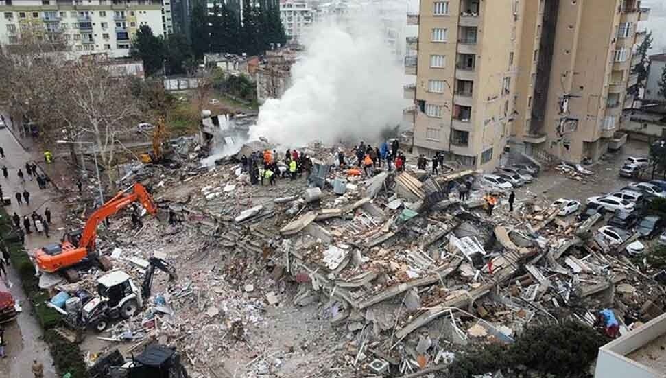 KKTC, Türkiye'deki deprem bölgesine 30 kişilik arama kurtarma ekibi gönderiyor
